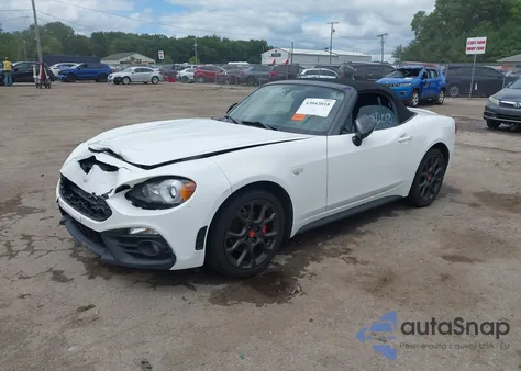 2017 Fiat 124 Spider Elaborazione Abarth из США, поврежденный, VIN JC1NFAEK8H0123509